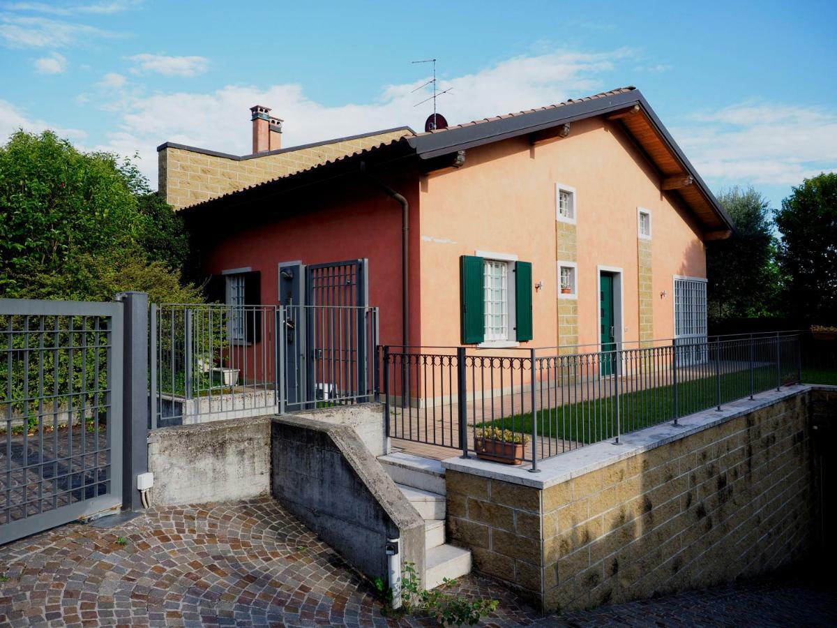 Casa Vacanze Stefy Pescantina Exteriör bild
